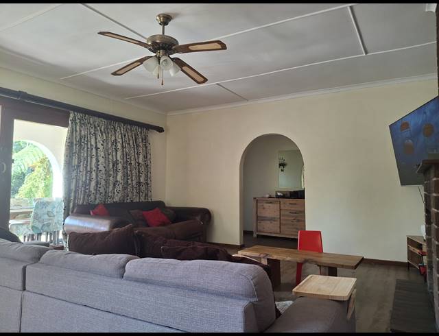 4 BEDROOM HOUSE RENTED IN HILTON CENTRAL